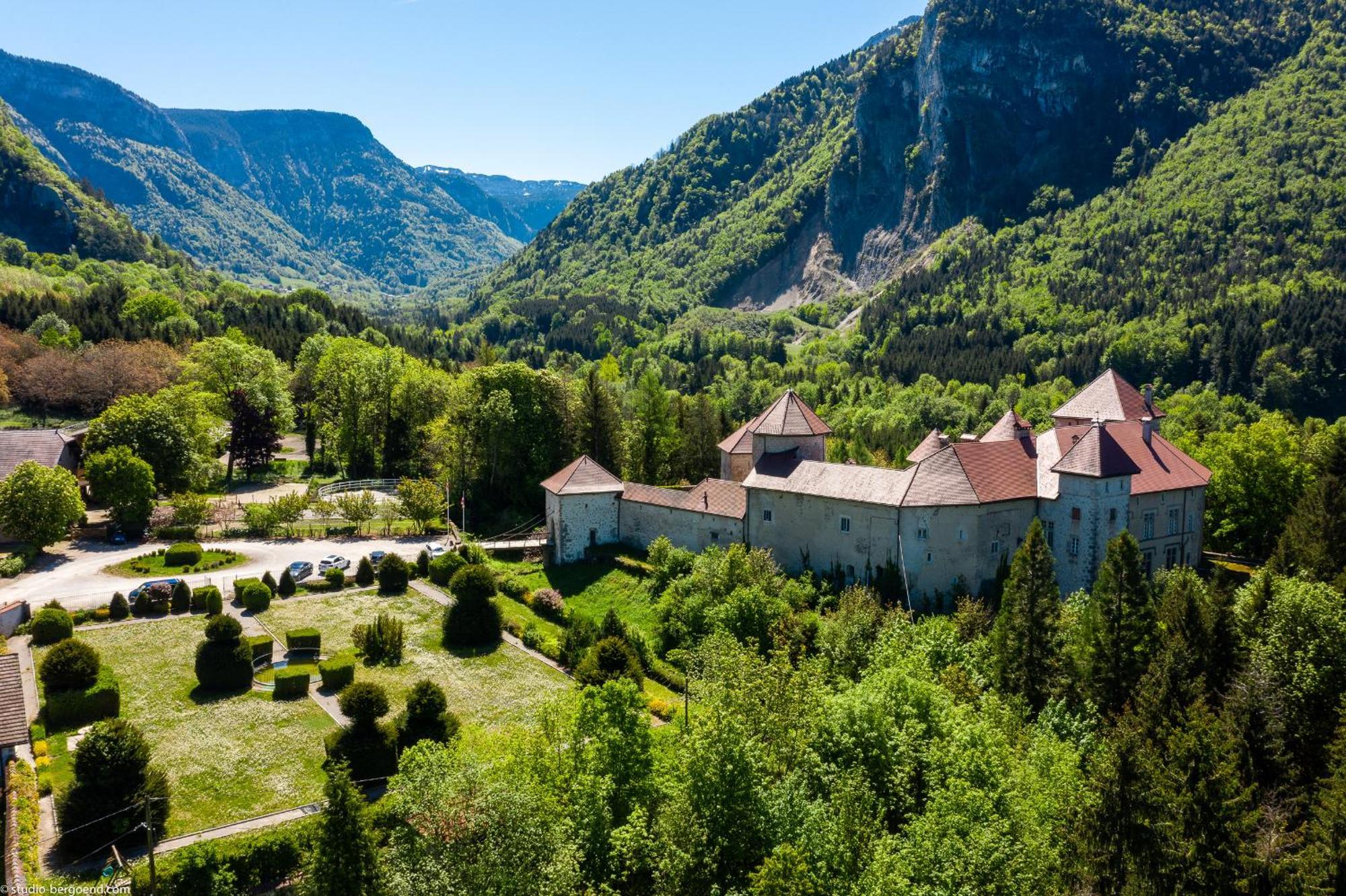 Chateau De Thorens Exteriér fotografie